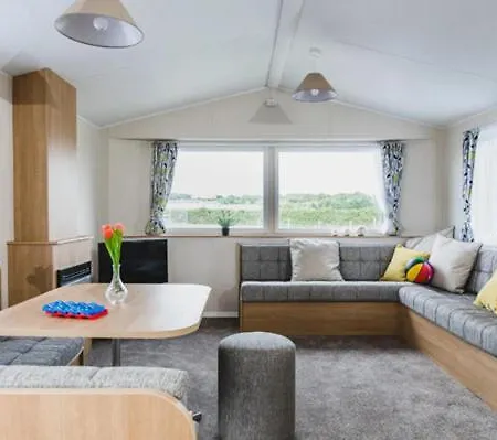 Pentire Coastal 4*