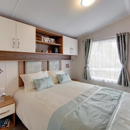 Pentire Coastal Holiday Park 4*